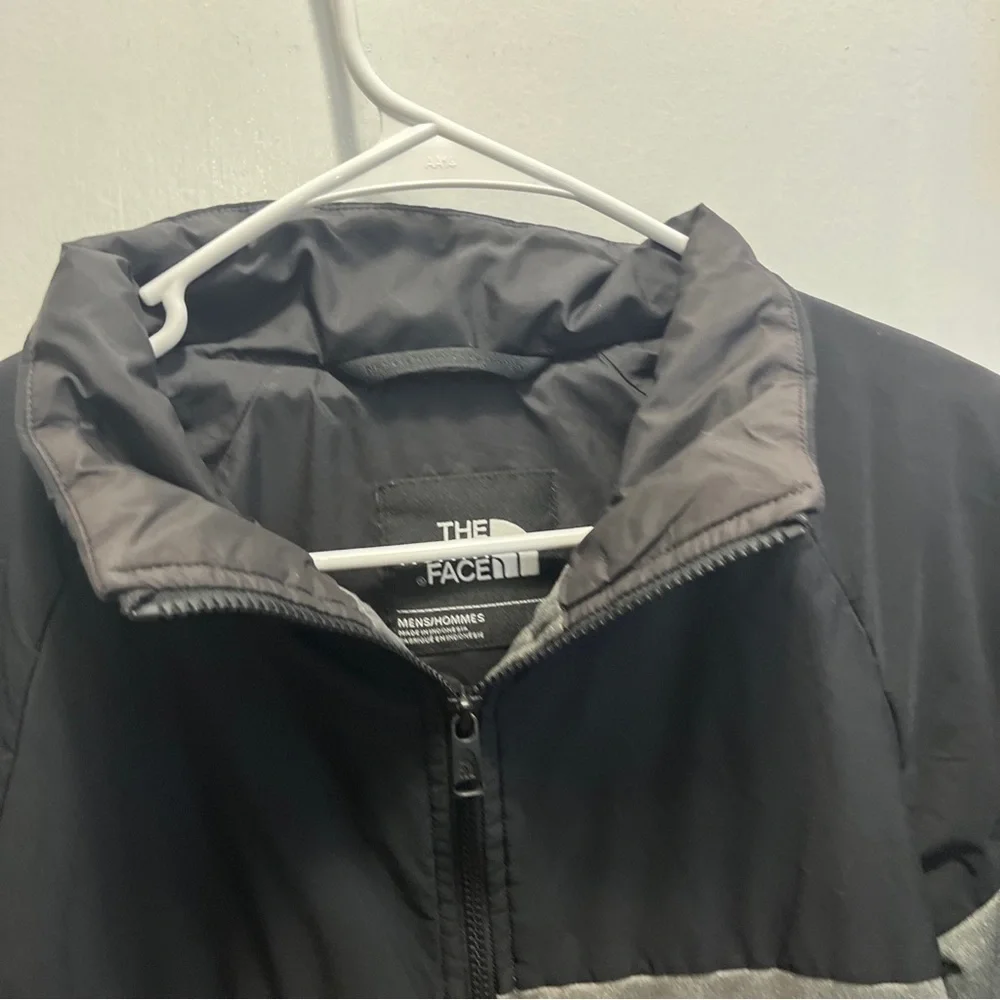 Mens North face zip up jacket